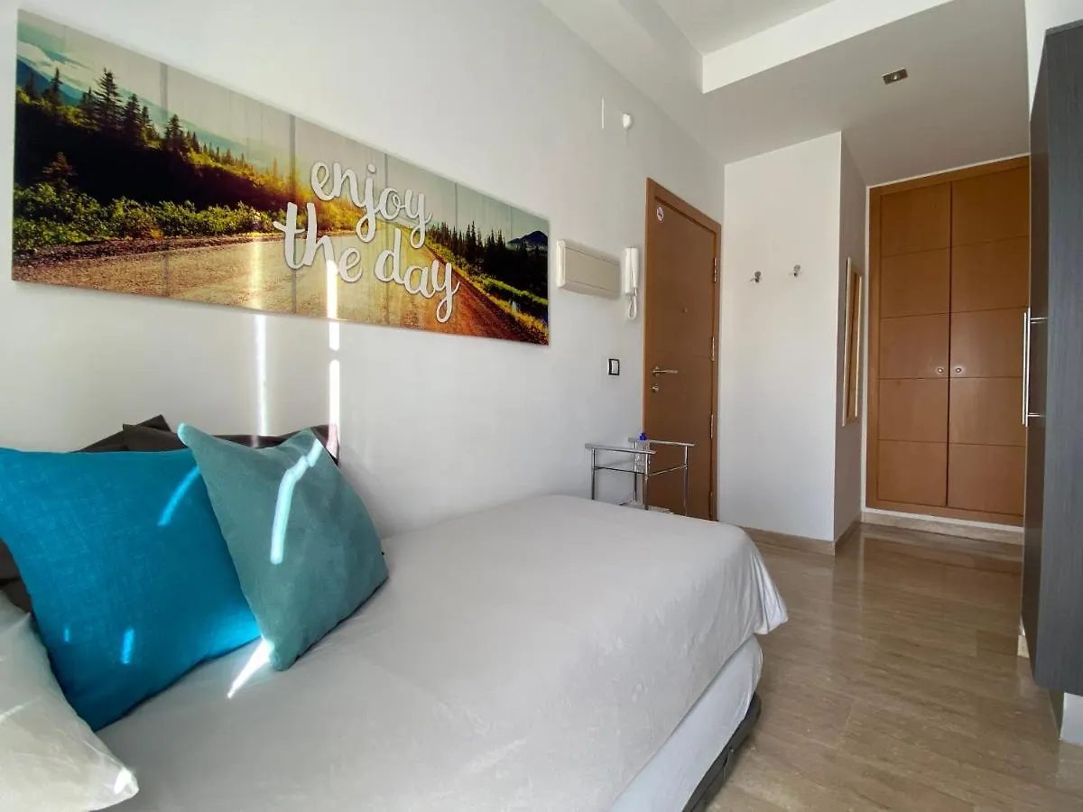 Apartment Studio City Center - Aloha Sevilla Spain